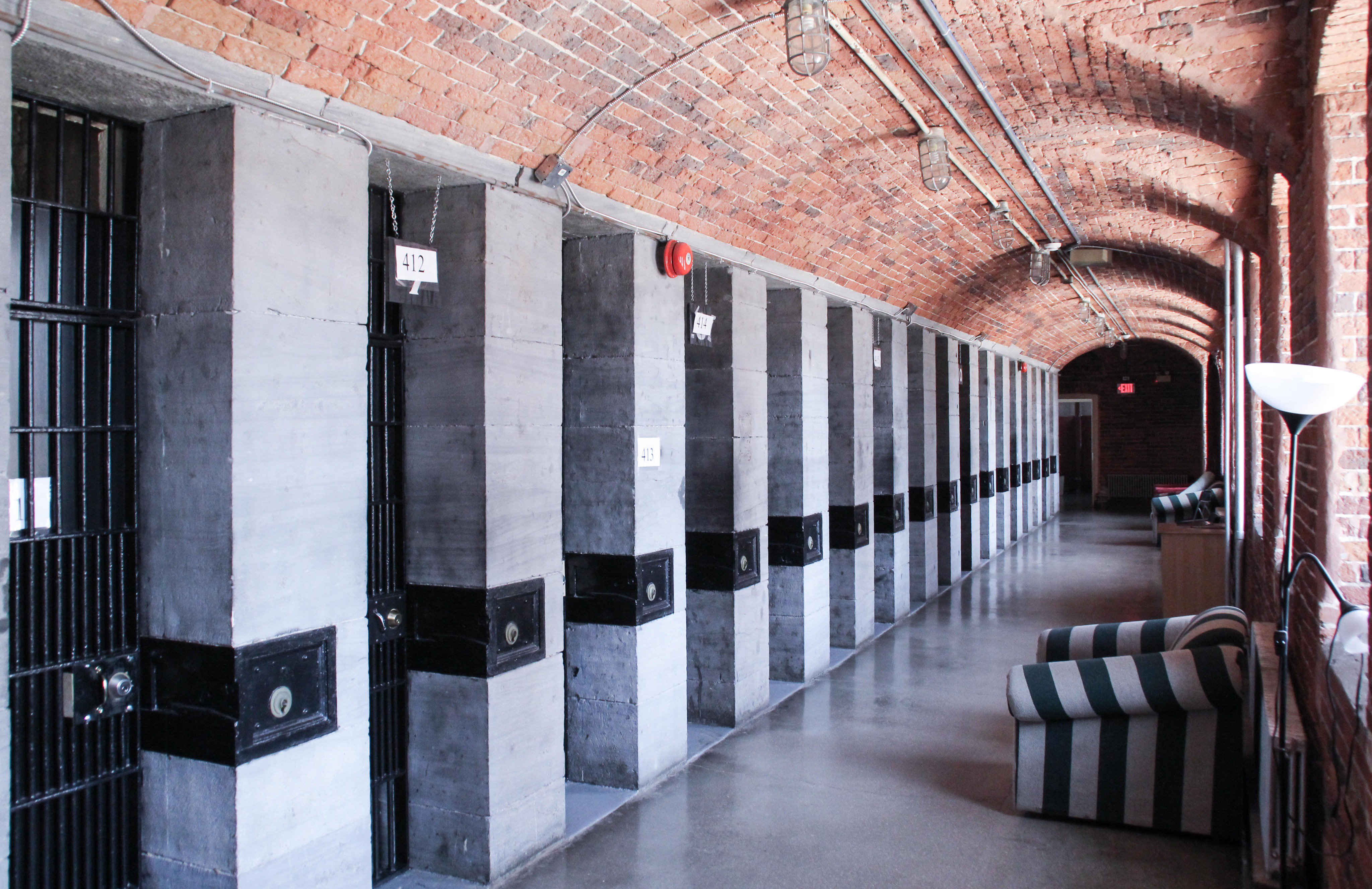 The Hi Jail Hostel отель тюрьма в Оттаве