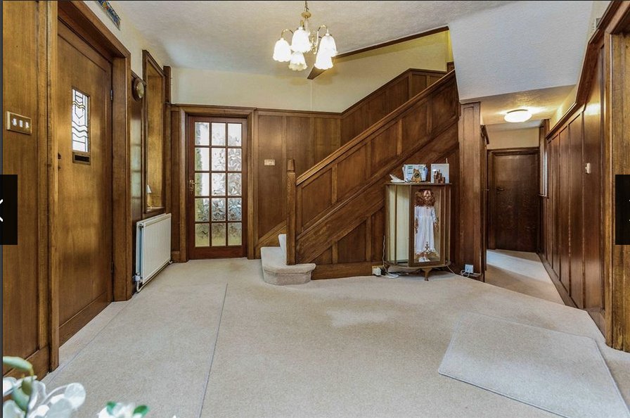 bad real estate picture example