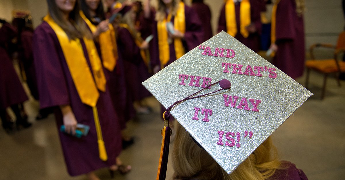 Cronkite_ASU's tweet photo. #CronkiteConvocation is less than a week away #ASUGrad https://t.co/TWFNdGfoCl