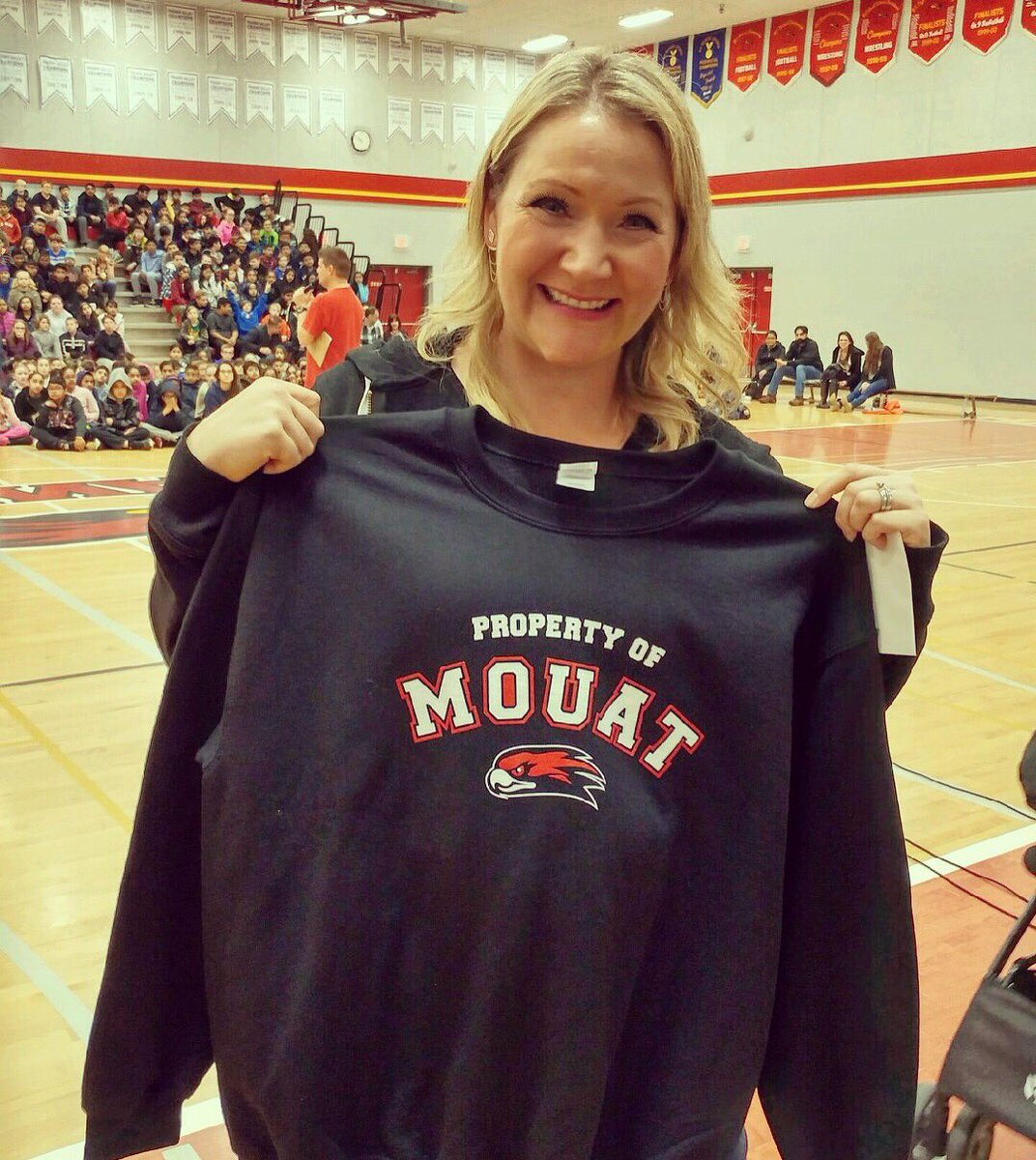 Pretty surreal to be the keynote speaker at my old High School this am in front of 500 future students, we all Sparkle!