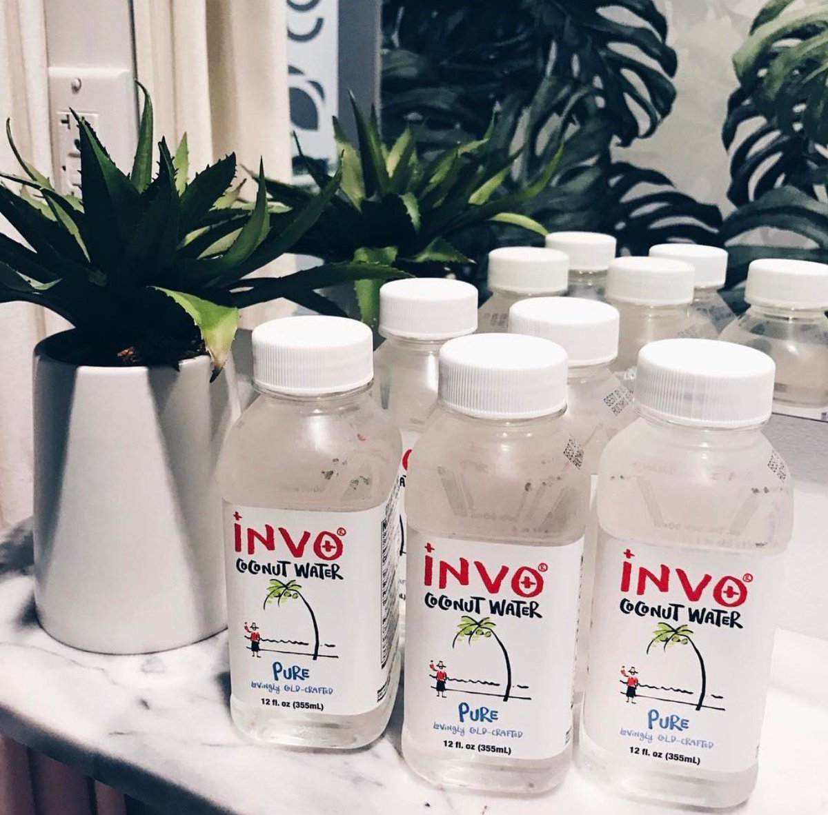 invococonut's tweet image. Refresh &amp;amp; rejuvenate with a bottle of INVO. Photo credit: @BariStudio #INVOFresh