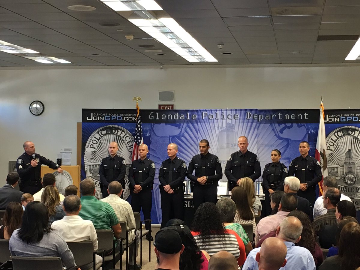 #GPOA President Eric Webber addressing friends, family &amp; #GPD employees as we welcome new officers to our ranks. #GlendalePDfamily. ⚫️🔵⚫️
