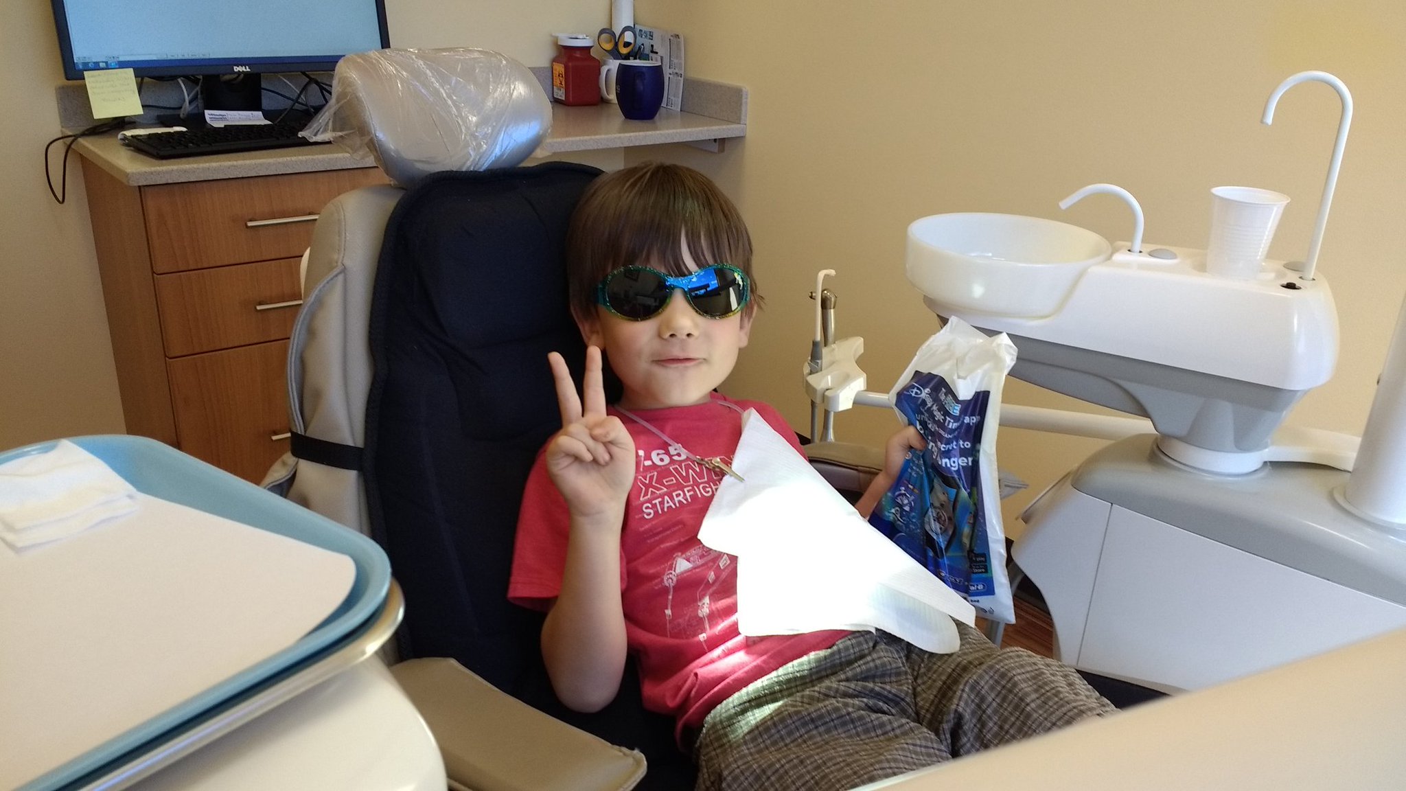  Happy Birthday from one Willie Geist to another! 