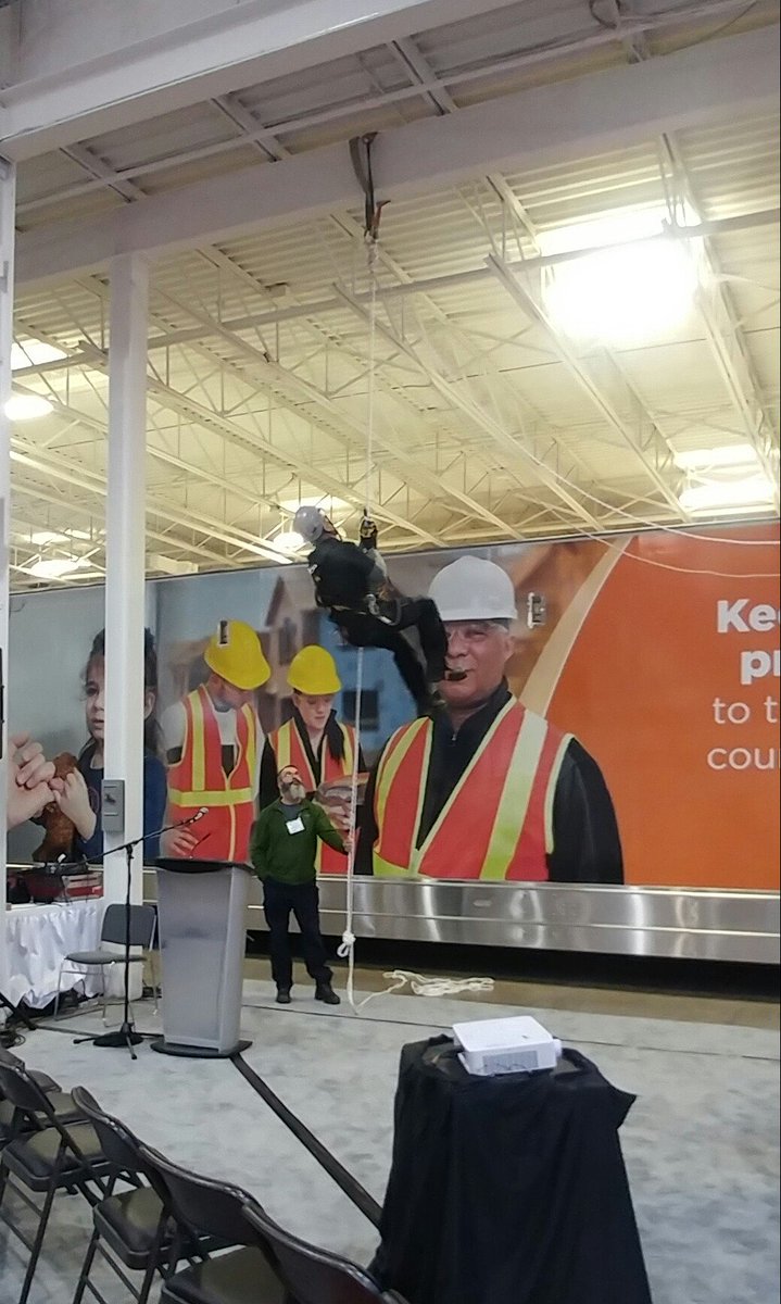 What a great day at the #PIP_Conf . Its awesome to get out of the office for a day and meet so many like minded people,and see new equipment