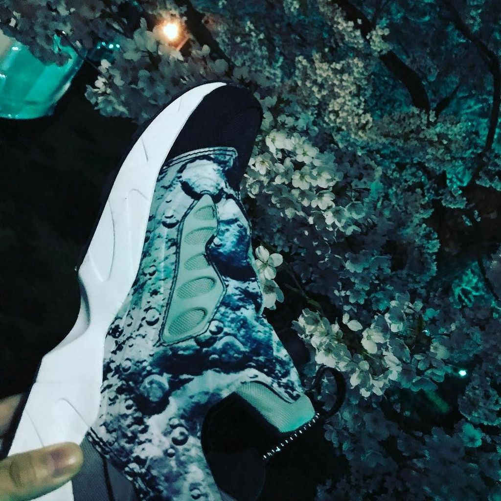 chapio_sb's tweet photo. 色味が丁度いい感じだった。月と桜。
#sneaker #reebok #pumproad #桜 #sakura #足元倶楽部 #関東スニーカー連合 #東北でよかった https://t.co/zgkVAipbcv https://t.co/GKt8kgHnGu