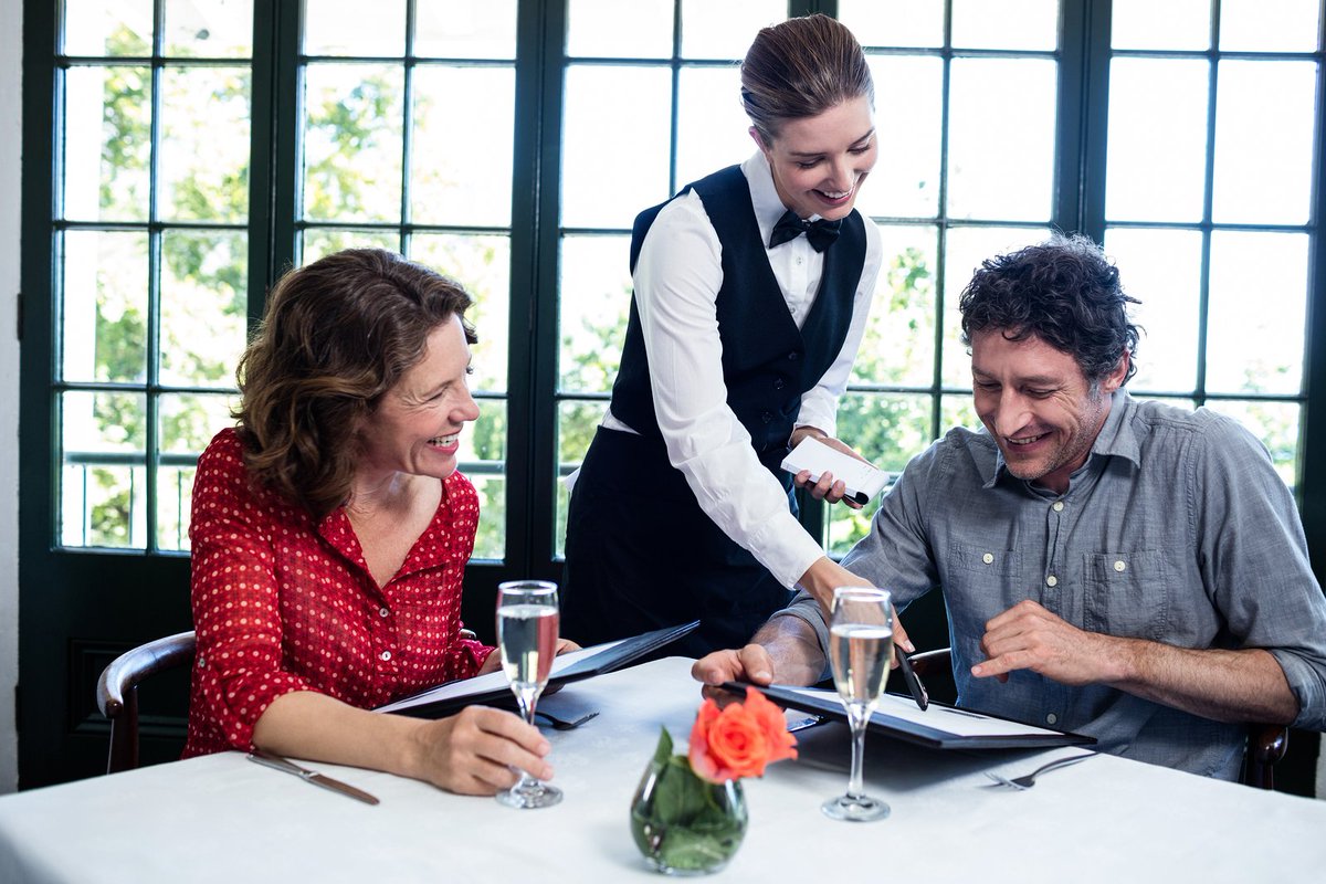 The simple art of upselling #bepozpoz #hospitalitypos ow.ly/zpQh30b6E0t
