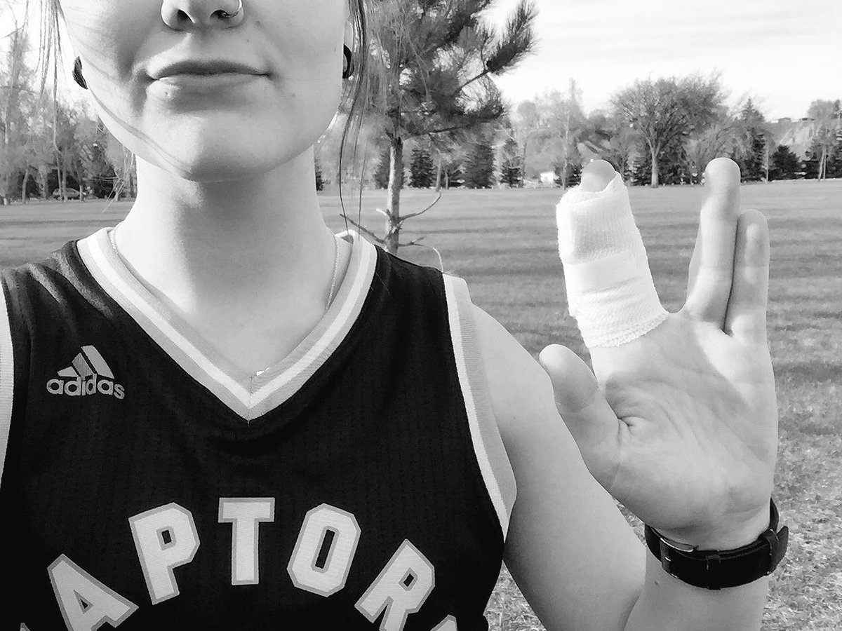 SAVBeast_'s tweet photo. In the words of @kate_stigter, I'm so dedicated to #SAVBeast work that I felt the need to bust my finger for the SAV/Spock hands 🖖🏽

#HipHop https://t.co/dUl6N81dGY