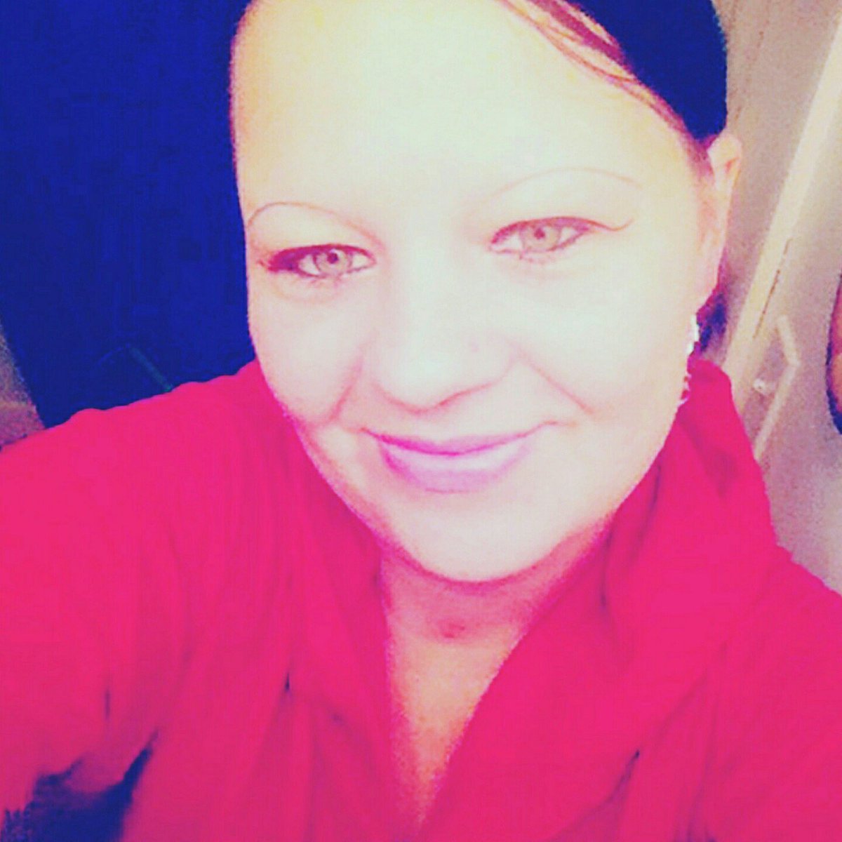 MrsSilva13's tweet photo. ##SmashboxPrimerLove ##contest @Influenster @smashboxcosmetics https://t.co/3s8F1WnMMT
