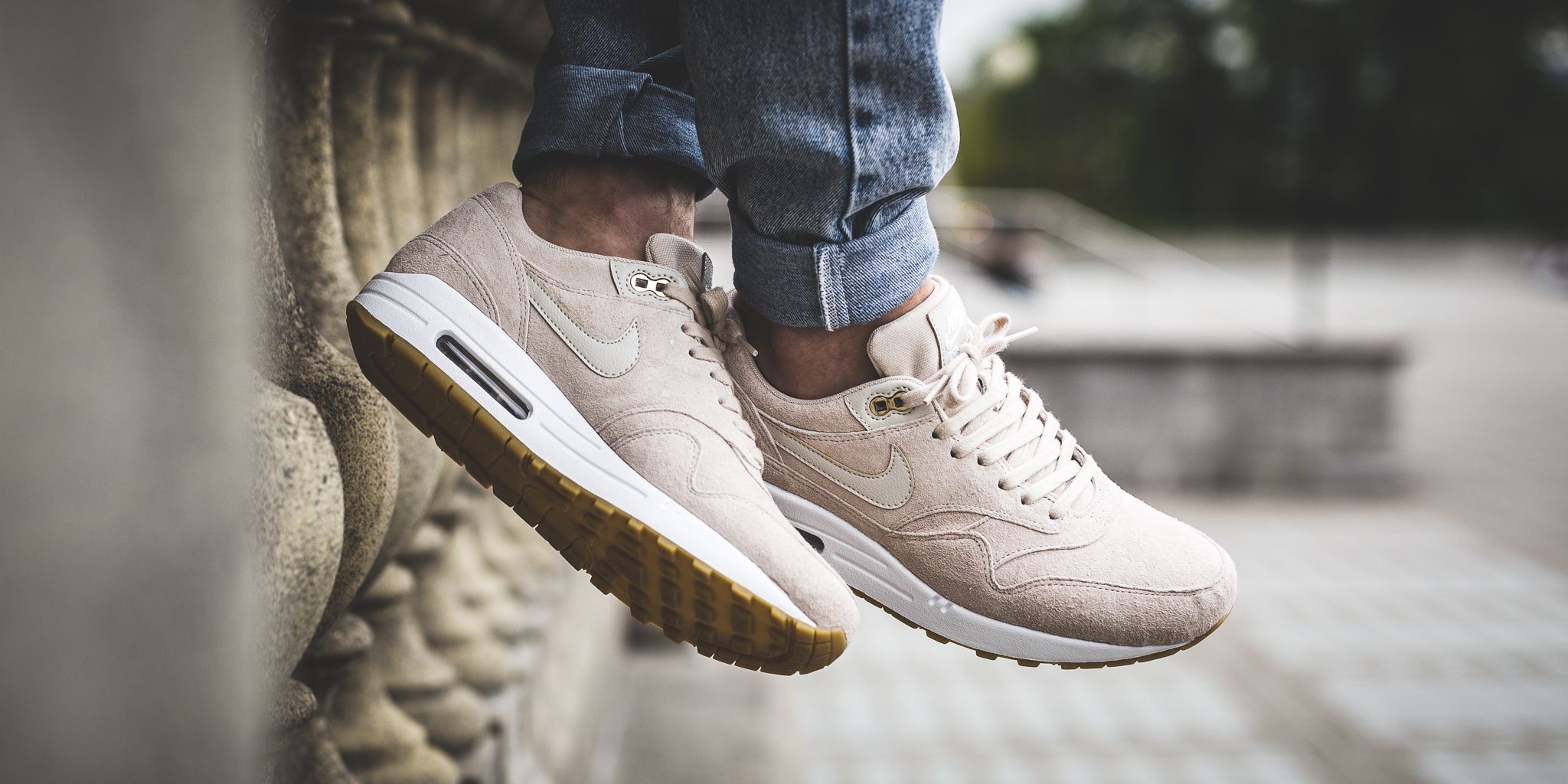 Supervisar Naufragio busto Titolo on Twitter: "NEW IN! Nike Wmns Air Max 1 Sd -  Oatmeal/Oatmeal-White-Gum Light Brown SHOP HERE: https://t.co/79usoNaTHF  https://t.co/ugX6AfOrD9" / Twitter