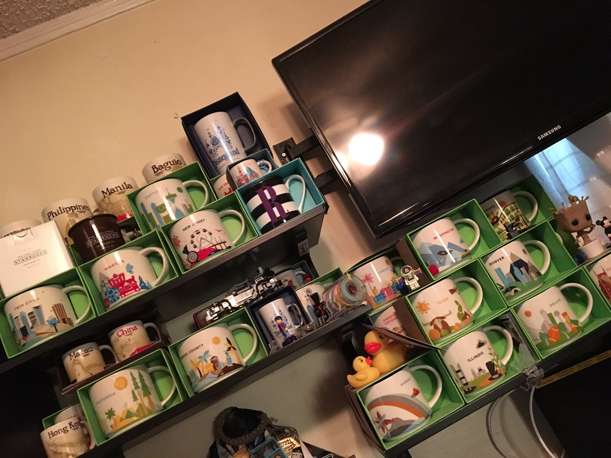 psstden's tweet image. The struggle of having so much Starbucks mugs is finding a place to store it 🙈 #Starbucksproblems