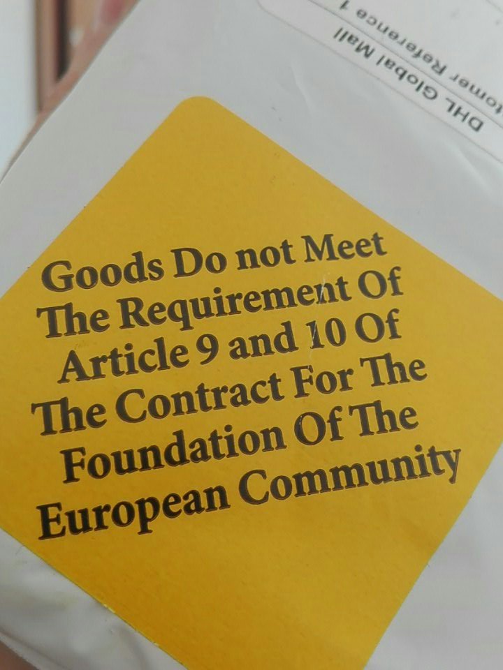 So I got this <a href="/thetomska/">Thomas ‘TomSka’ Ridgewell</a> shirt in the mail today and I'm confused..