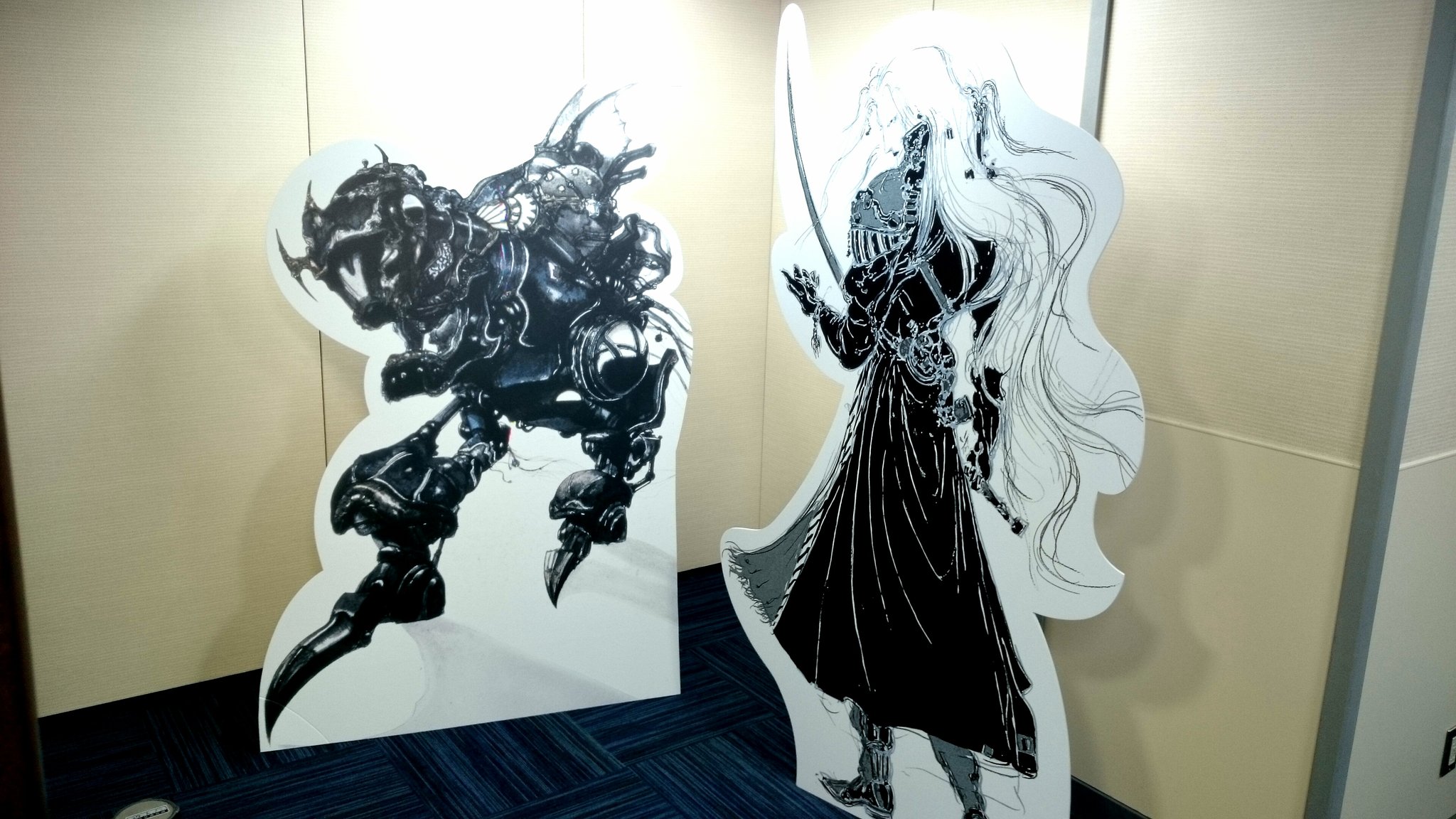 音速の騎士 天野喜孝展 とってもファイナルファンタジー原画展でした 数年前にも一度行ったことあるけどホント絵のタッチや世界観が素晴らしい スタッフさんから天野さんがff6のデザインアートを描いた経緯とか聞けて嬉しかった Ff好きは是非