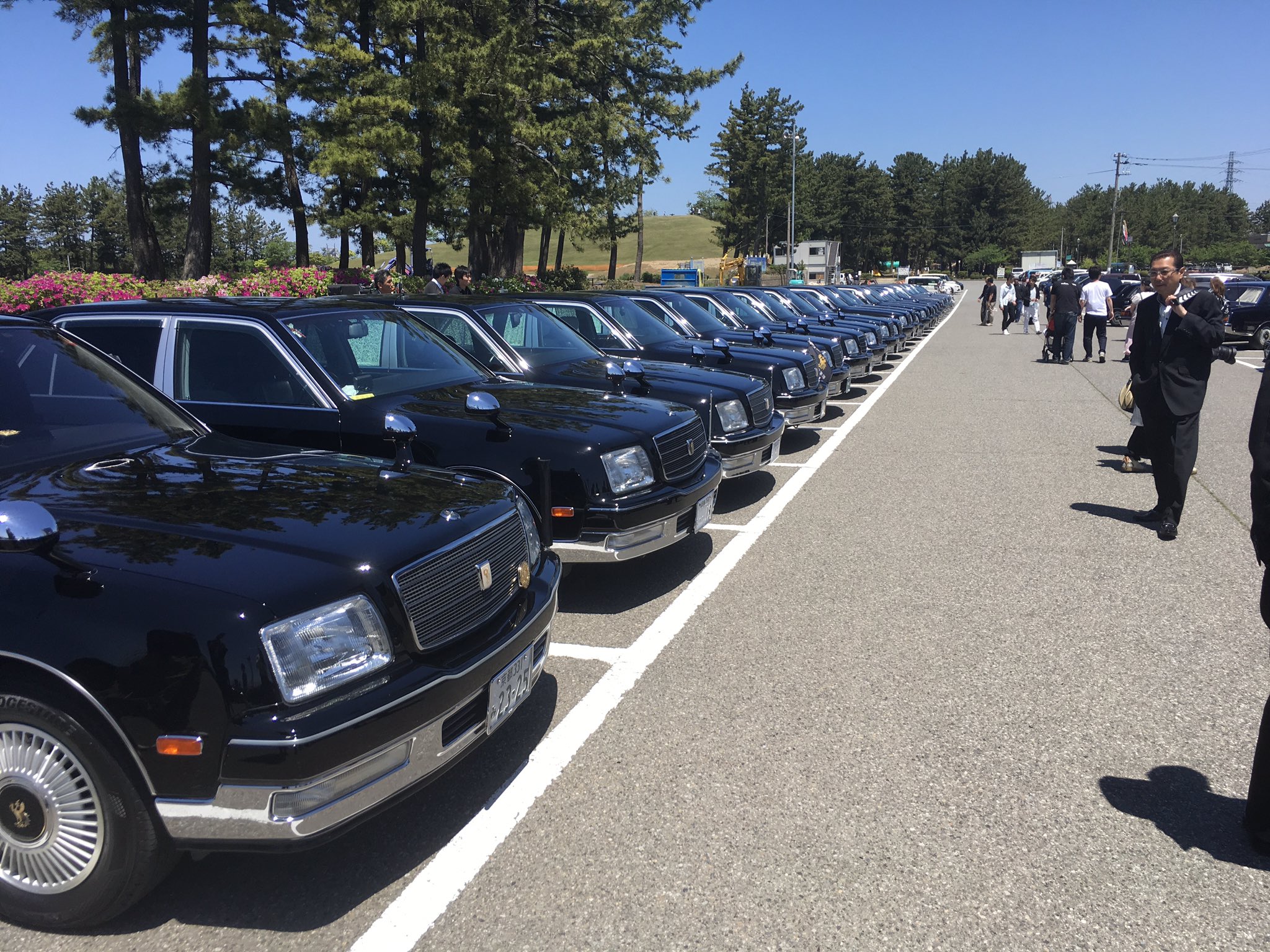 センチュリオンホテル リゾート スパ テクノポート福井 Pa Twitter 本日の昼食 宴会 宿泊と頂戴しています 高級車マニア トヨタ センチュリーのオーナー様のお集まりです 許可を頂きましてお写真を撮らせて頂きました 去年に引続き誠に有難う御座います