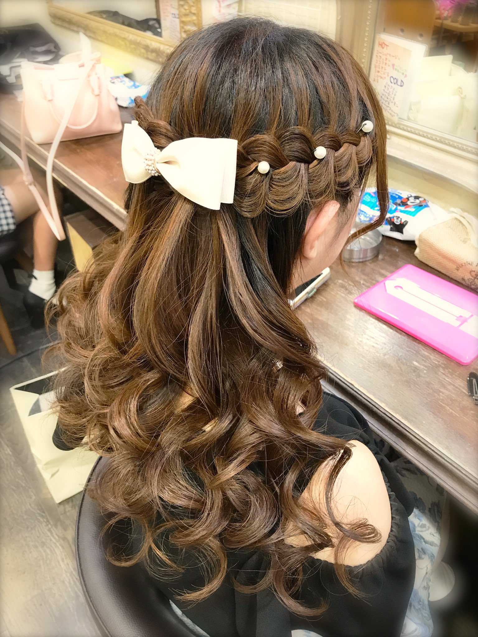心斎橋 ミナミ セットサロンエース 昨日もコンサートで 朝早くからたくさんのオタクちゃん達がヘアセット来てくれましたよ ヘアセット ヘアメイク ヘアセット大阪 ヘアアレンジ コンサートヘア コンサートセット コンサートヘアメ ライブヘア 心斎橋 ミナミ セットサロンエース 昨日もコンサートで 朝早くからたくさんのオタクちゃん達がヘアセット来てくれましたよ ヘアセット ヘアメイク ヘアセット大阪 ヘアアレンジ コンサートヘア コンサートセット コンサートヘアメ ライブヘア