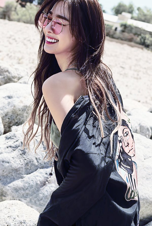 springbreeze_ss's tweet image. #티파니 #tiffany 1st Look 로고크롭&amp;amp;보정

cfile2.uf.tistory.com/image/233DA53F…
cfile9.uf.tistory.com/image/243B303F…
cfile5.uf.tistory.com/image/2627C53F…
cfile24.uf.tistory.com/image/25259B3F…