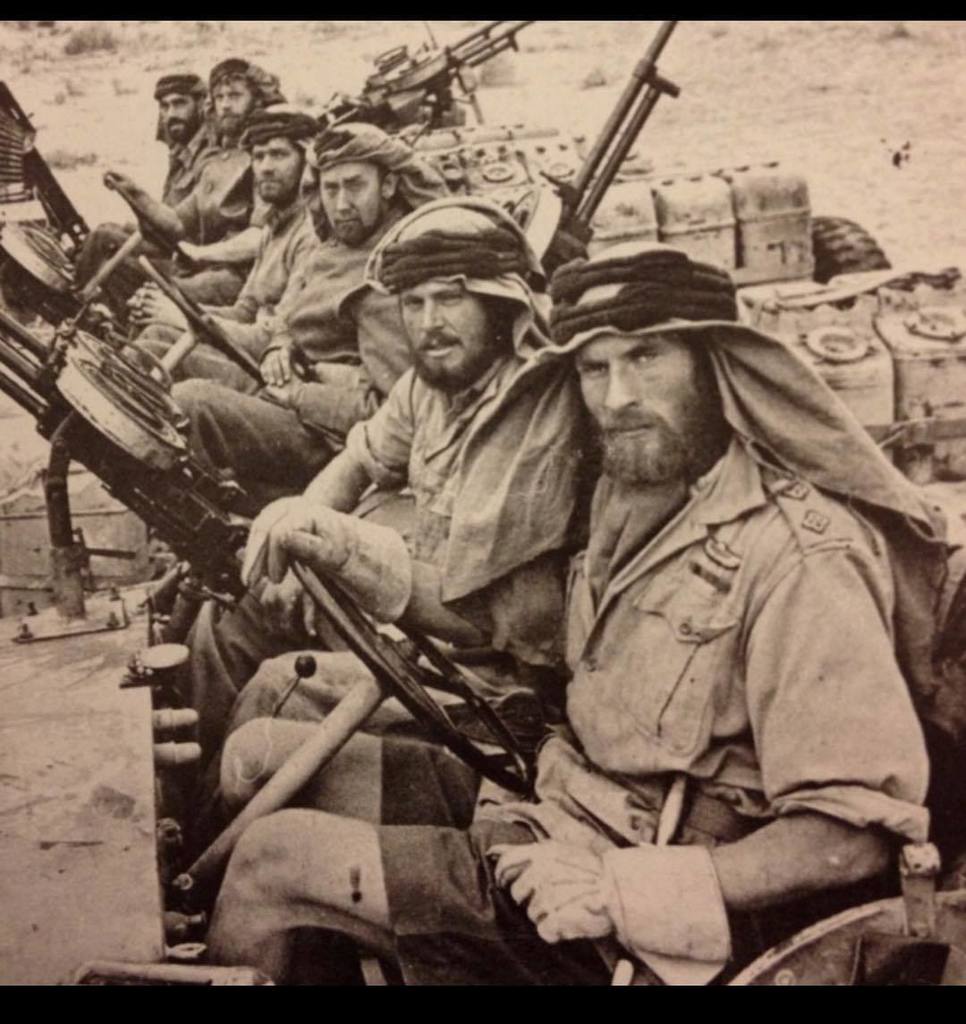CapstarGroup's tweet image. Early photo of Britains SAS in North Africa. #bestofbritish #securitydriving #luxurytravel ift.tt/2p8fIJZ