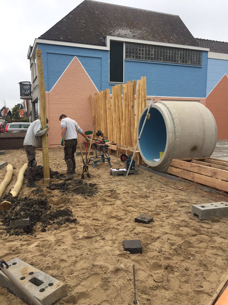Wij zijn begonnen school in Volendam met natuurlijk spelen