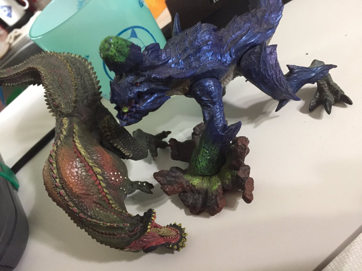 Mw岩井 در توییتر Mhxx イビルジョーとブラキディオス 好きなモンスター2匹のフィギュアを並べてからコーヒーを淹れる土曜日の宵 Mh3 Tri と Mh3g それぞれの作品で終盤にたくさん闘ったモンスターなので 思い入れたっぷり Mhxx Mw岩井 در توییتر Mhxx イビルジョーとブラキディオス 好きなモンスター2匹のフィギュアを並べてからコーヒーを淹れる土曜日の宵 Mh3 Tri と Mh3g それぞれの作品で終盤にたくさん闘ったモンスターなので 思い入れたっぷり Mhxx