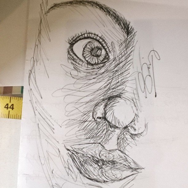 Serah_Decay's tweet photo. Bored in work so scribbled this out.. #roughart #biropen #halfaface #face #art #bored #work #shading #serahdimette… https://t.co/BZRxvKhZEU https://t.co/6IUgod8RTn