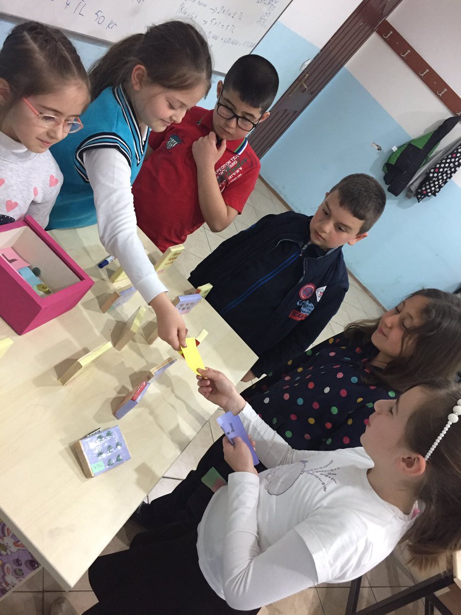 Eğlenceli Matematik Kulübümüzde paralarımız konulu etkinliğimizi yaptık.<a href="/kbbmustafaak/">Mustafa AK 🇹🇷🇵🇸</a> <a href="/nihatyildiz19/">Nihat Yıldız</a> <a href="/ikose42/">ismail köse</a>