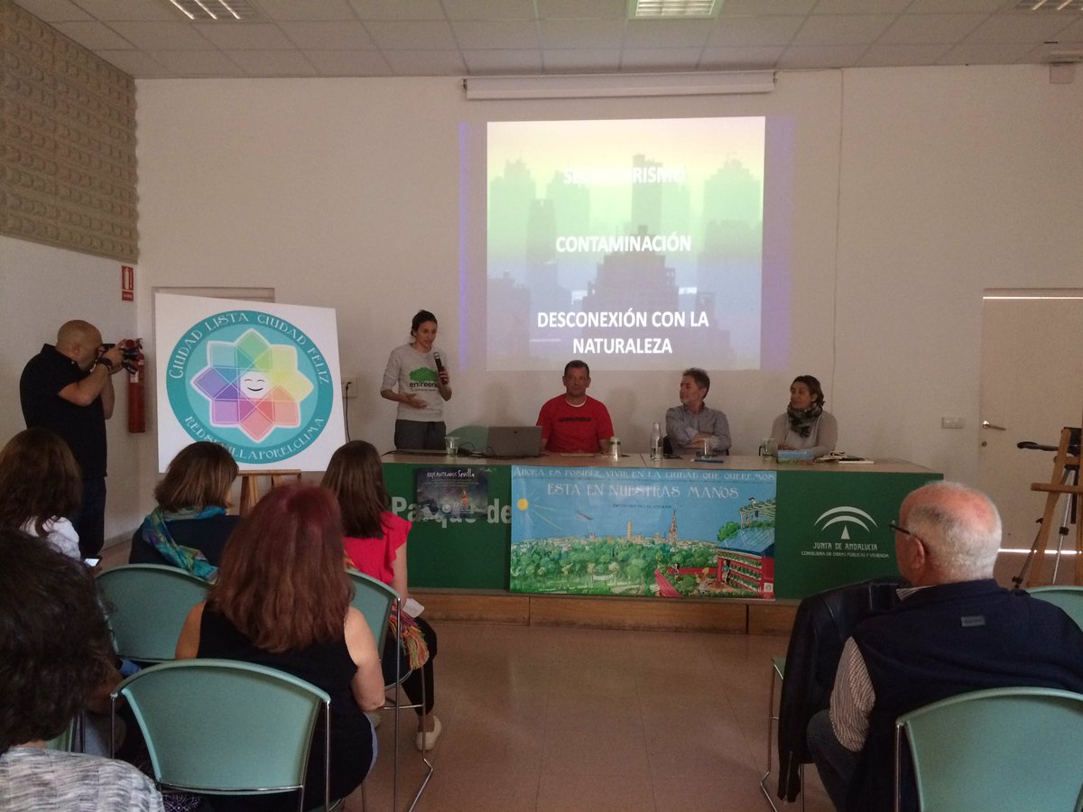RedClima's tweet photo. ¡Descubrimos el entrenamiento verde, es decir, el deporte en contacto con la naturaleza, con @entreenate! #Sevillahoy #DíadelaTierra #sport https://t.co/YrBfFZLvIC