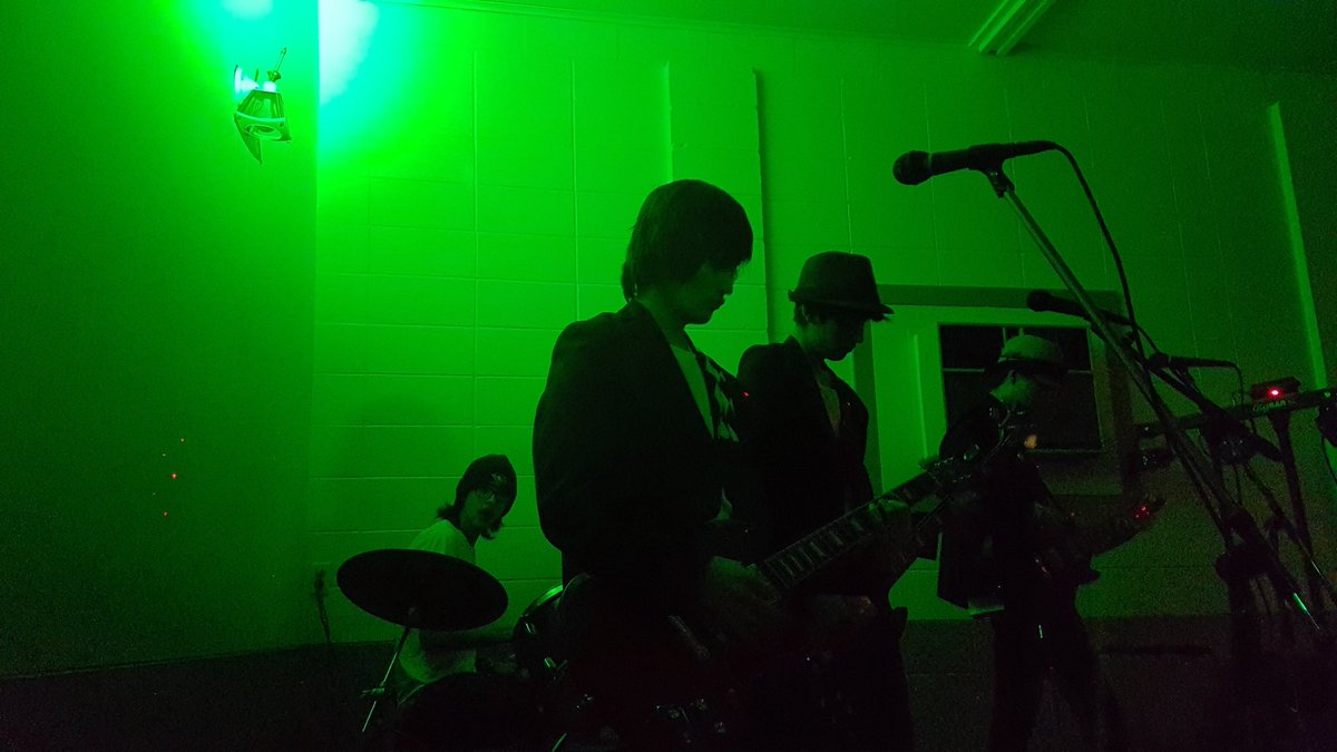 CR1Love's tweet image. Great Night!!! Thanks 4 the Super Support!!!  @fuhkair @NeenaGuy @CoreyNine0HTWO @Stacey_Lee_84 Onward n Upward. Lots of #CRLove 2 U ALL.