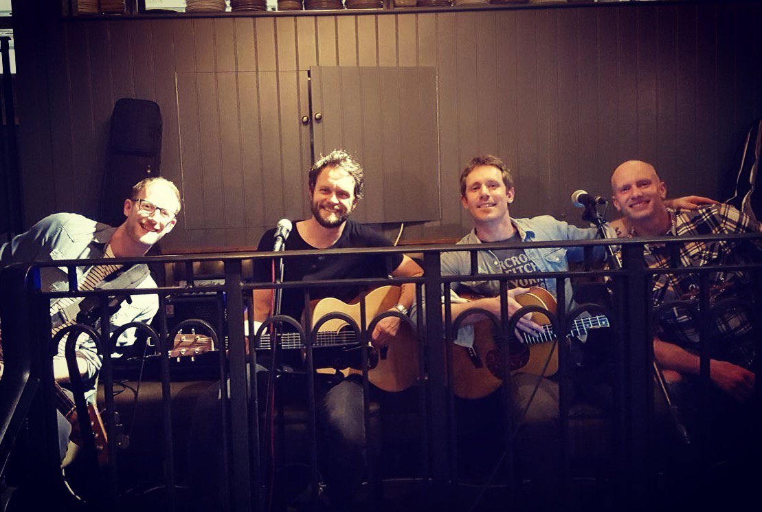 Love gigging with these guys - <a href="/themeasureslive/">themeasures</a>