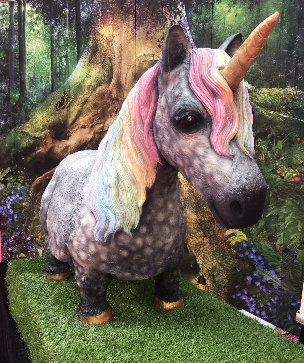 pics Extreme Cake Makers Horse molly robbins mcreativecakes twitter