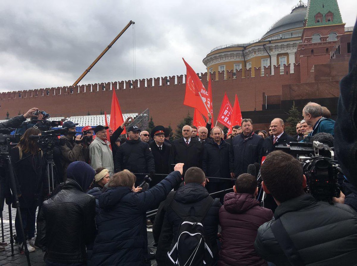 Г.А.Зюганов: Нужно все делать, чтобы школа готовила истинных патриотов и каждое новое поколение было гуманнее и добрее предыдущего. #КПРФ