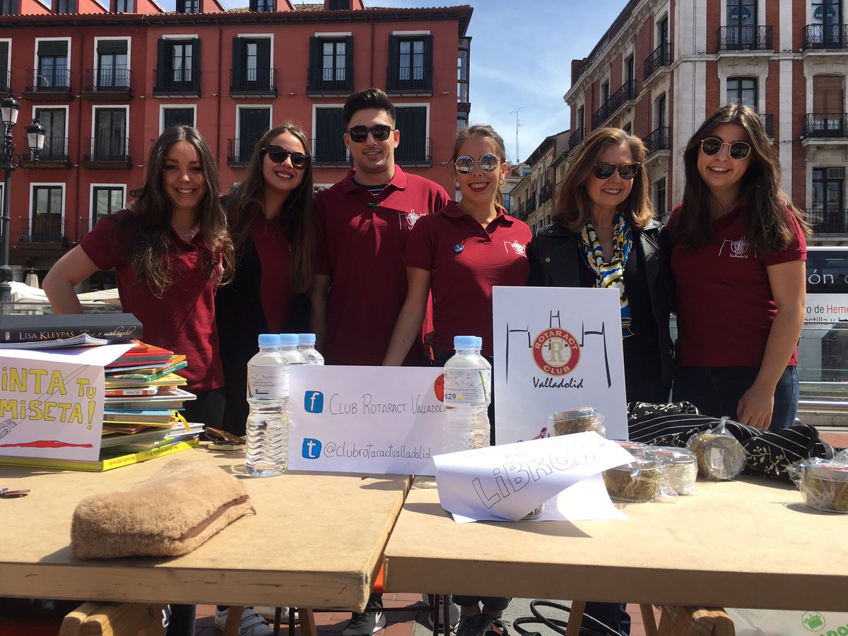 RotaractVA's tweet photo. Rotaract Valladolid presente en el Festival de la Canción Scout Castilla y León https://t.co/lHHxO0aaqG