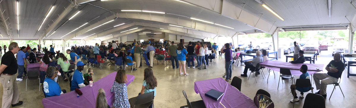 cjmarczak's tweet photo. FULL house today for the @WhitthorneBand BBQ festival! #mcpsarts #growmaury https://t.co/ruXHElZsJh