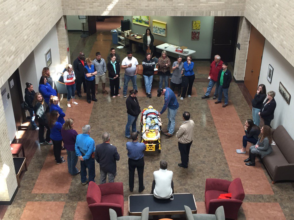 Ariel Santos tweet media