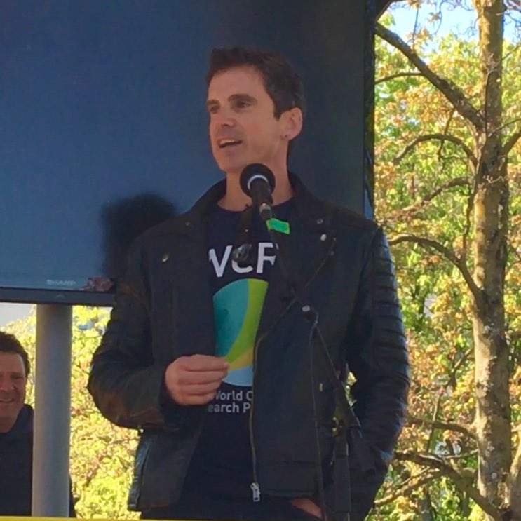 DrMikeSparrow's tweet image. Great to speak at the @ScienceMarchGVA ... lovely day and lovely people ! @WCRP_climate