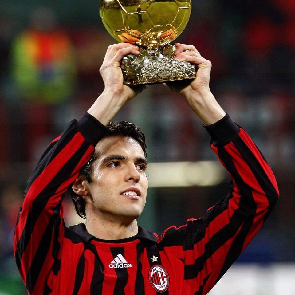 Happy Birthday A.C. Milan and great Kaká! 