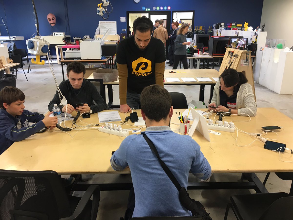 Zagatub's tweet image. Lancement du test de l&apos;application @MyPouce à la #ZagatubFactory