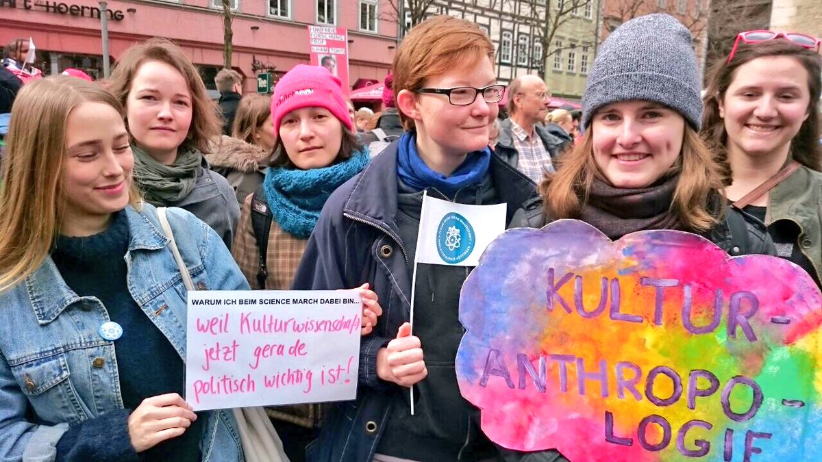 ScienceMarchGoe's tweet image. #WhyIMarchForScience heute beim #marchforscienceGER in #Goettingen @ScienceMarchGER