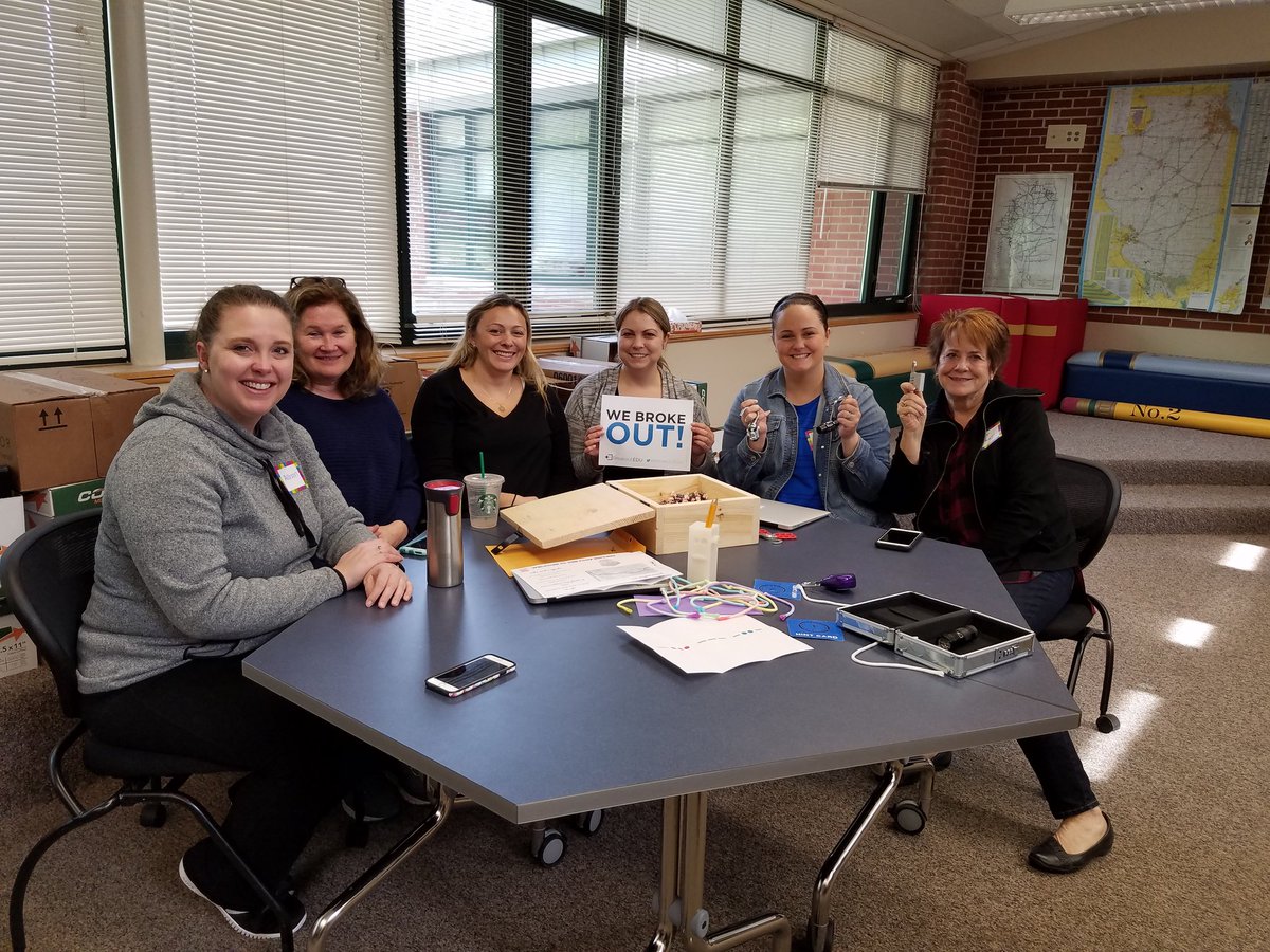 SLMS1970's tweet image. ICE COLD @ice_il #breakoutedu experience &quot;They broke out&quot;