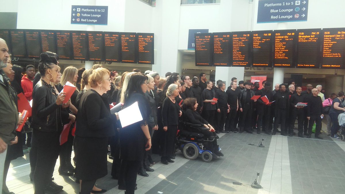 Amazing to see and even more so to hear some of our students singing in grand central with @birminghamopera