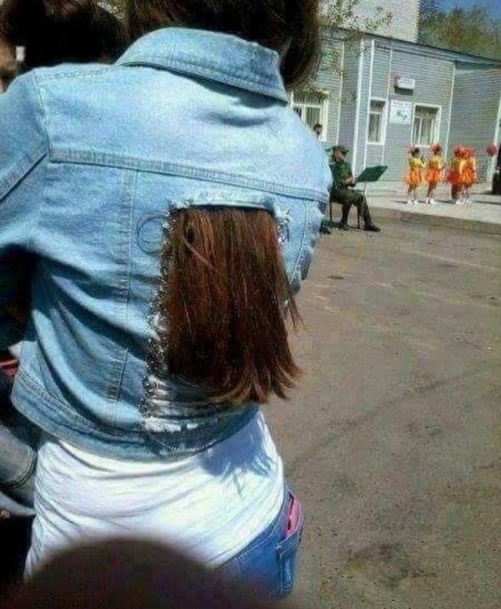 capturebizarre's tweet image. 