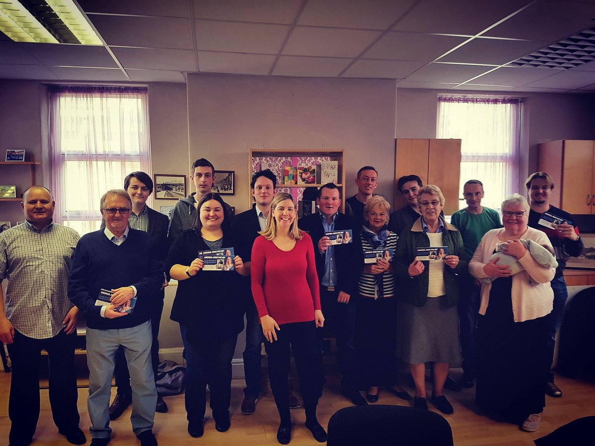 LeedsCityTories's tweet photo. Great afternoon campaigning with @mandoconserv for @andreajenkyns finally got to meet Val & Clifford too! #ConHold #strongstableleadership https://t.co/U74dEz91Se