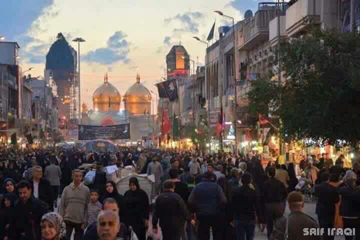 يقول علي ابن سويد: ”ذهبت إلى بيوت الشيعة أطرقها باباً باباً أبشرهم بموعد خروج الإمام من السجن“
-
💔
#موسى_الكاظم
#راهب_آل_محمد