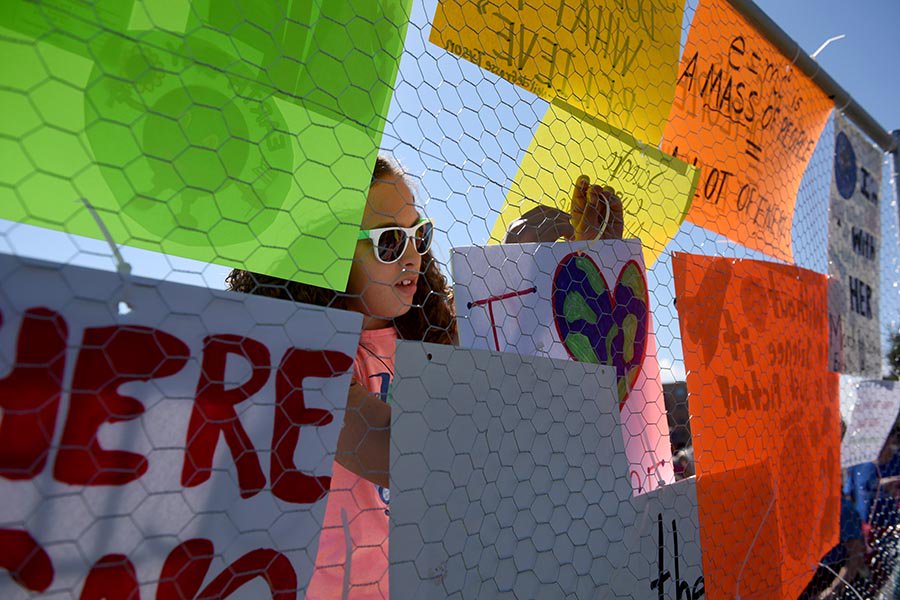 pickjay's tweet image. Photos from #marchforsciencesf argusne.ws/2q2C3K0
and Video: argusne.ws/2p7LhaC @argusleader @Argus911 #marchforscience