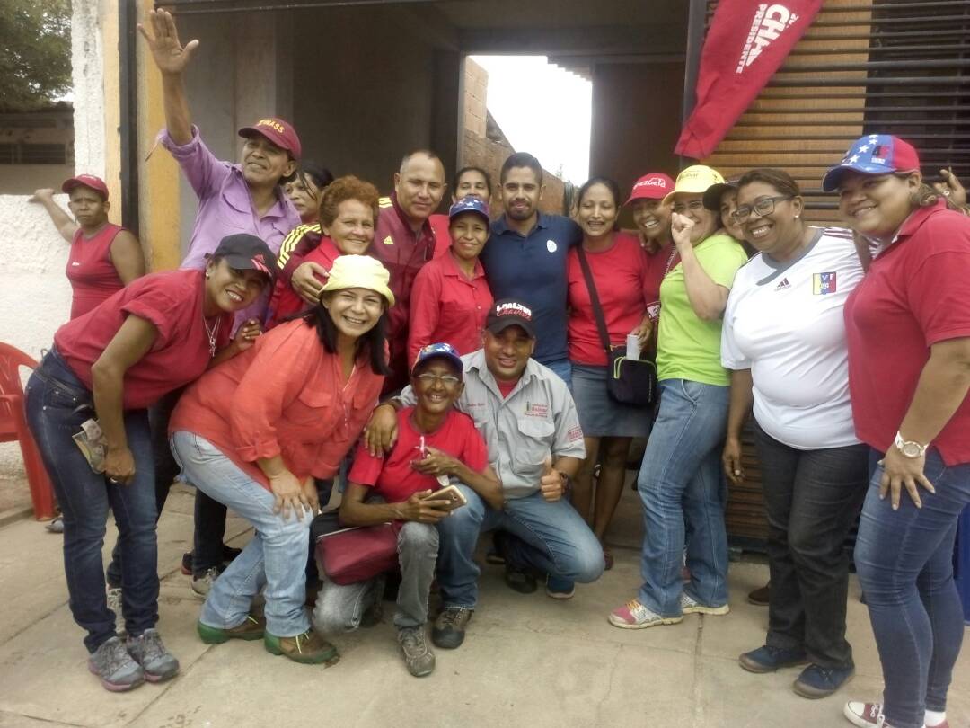 cboalcaldia's tweet photo. #22Abril En Revolución se continua el trabajo por la consolidación del Desarrollo Integral de los Bolivarenses #HeresEsClap #ClapEsAmor https://t.co/S4WRD59iKL