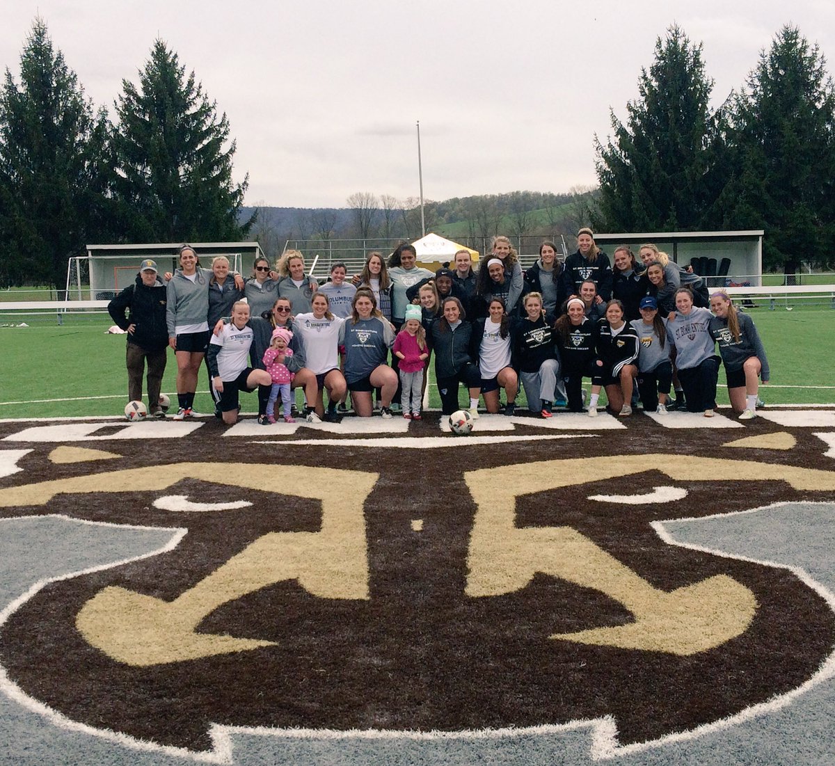 BonniesWSoccer's tweet photo. Lucky to have this group and a great alumni game! Thank you to everyone that came out #bonnies4ever https://t.co/PUhNxEcSsY