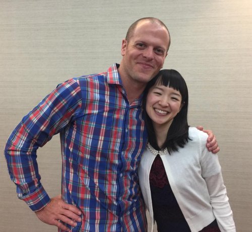 CubiqMe's tweet image. . @tferriss interviews @MarieKondo  about the Art of Tidying Up: 

tim.blog/2017/04/16/mar…  #konmari #sparkjoy #minimalism
