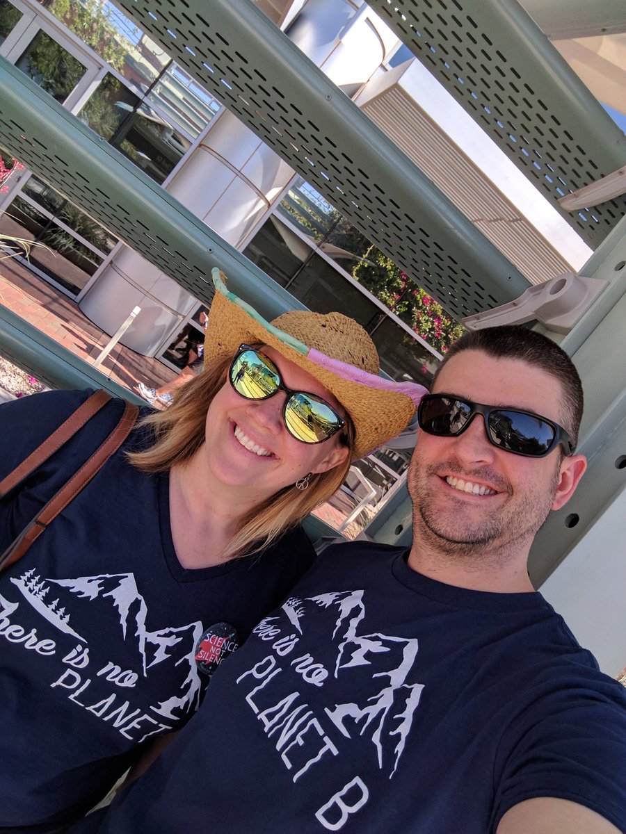 samsonasu's tweet image. On our way to #marchforscience phx #earthday2017