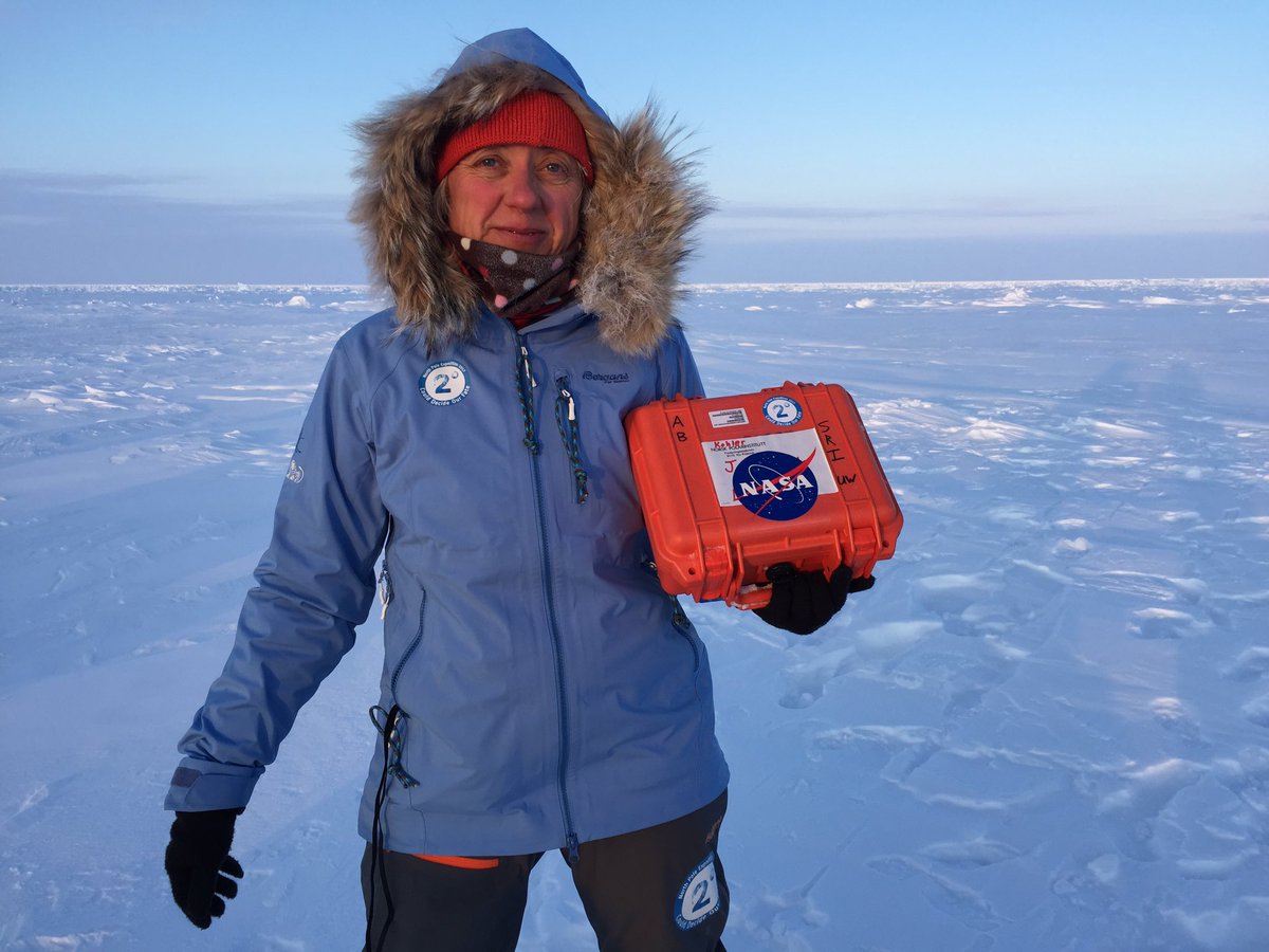 Proud to #Marchforscience to North Pole &amp; work with #ESA #NASA <a href="/MartinRHartley/">Martin Hartley</a> <a href="/BerniceNot/">Bernice Notenboom</a> helping scientists understand this amazing planet