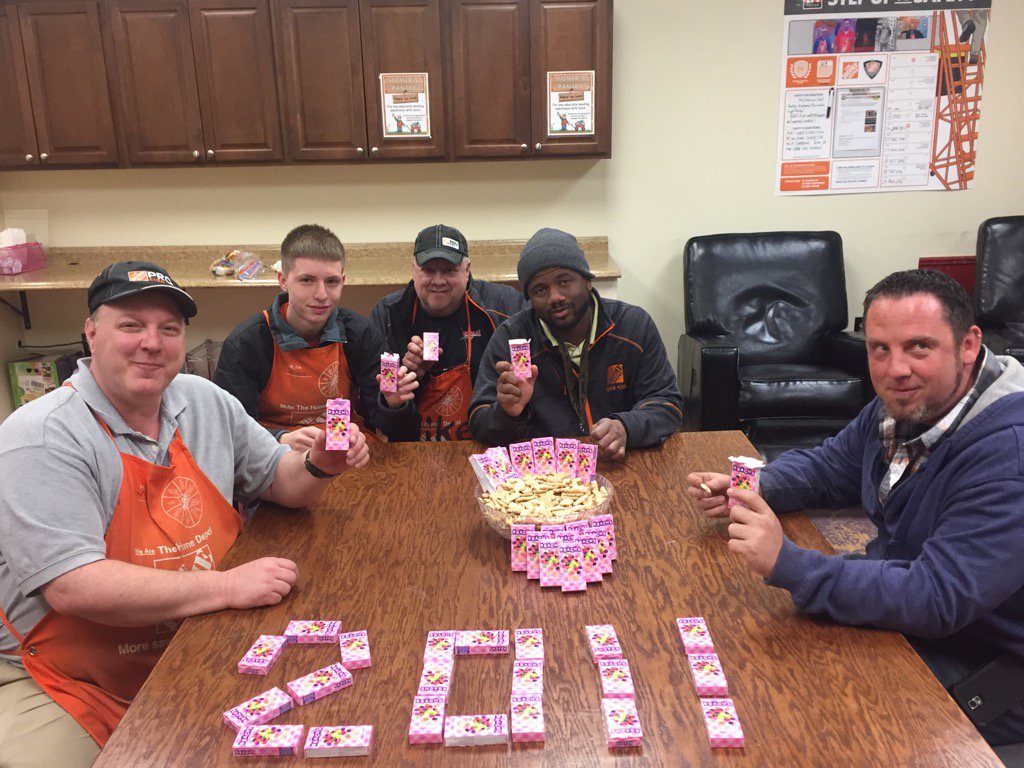 THDPostRoad's tweet photo. Happy jelly bean day at 2011!! The team having fun! @mlindsey1223 @BPlantenberg @underhillbk https://t.co/fd4HzSib3K