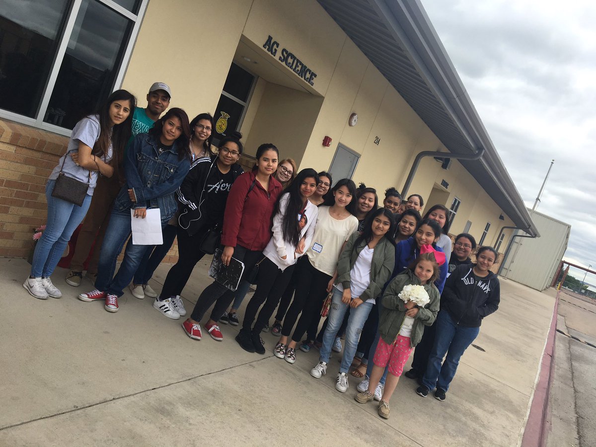 Nimitz Floral Studio tweet media