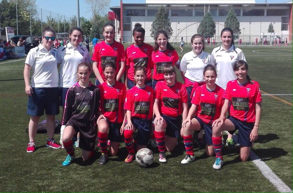 TORNEO BIZKAIA F9
El Infantil Femenino demuestra su carácter y logra el subcampeonato en Getxo con las jugadoras justas. Zorionak!!! 👏🏼